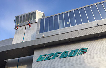 廣州白云機(jī)場-新航站樓外墻清洗